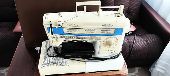 Maszyna do szycia łucznik 834,884