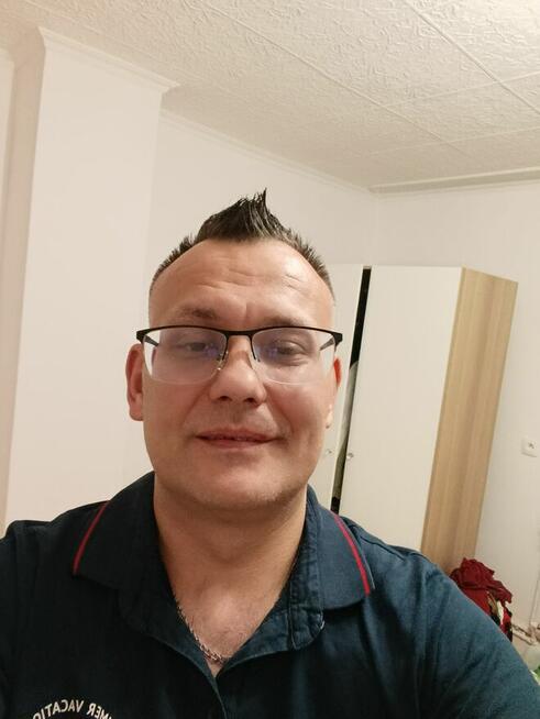 Zainteresowany Znajomością