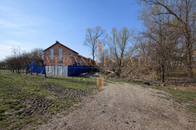 DZIAŁKA INWESTYCYJNA – MARKI | PRZY TRASIE S8