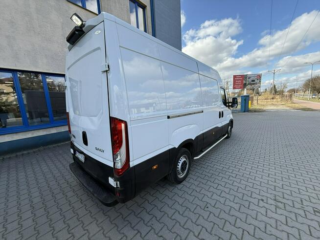 Iveco Daily 35S14 Lift 2022r Full LED Navi Kamera Hi-Matic Winda Załad