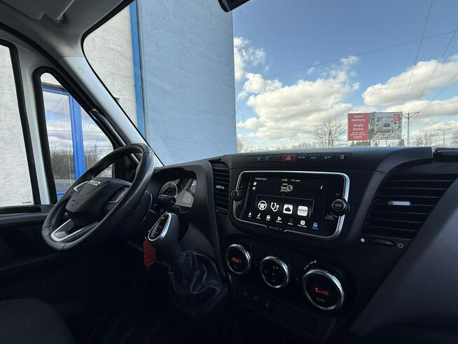 Iveco Daily 35S14 Lift 2022r Full LED Navi Kamera Hi-Matic Winda Załad