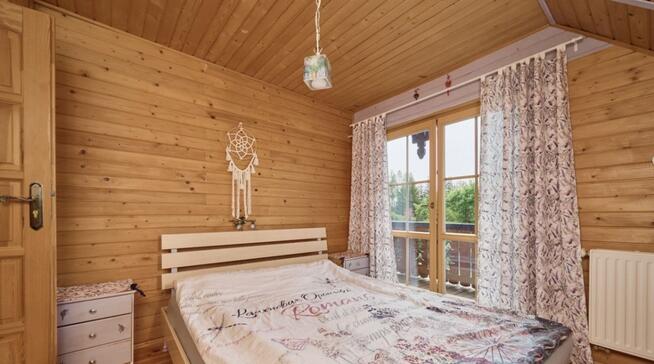 Artystyczny dom z ogrodem japońskim