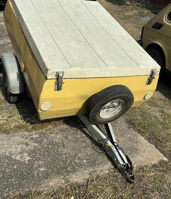 Przyczepka NRD do Fiata polskiego 126p