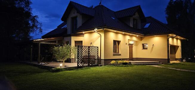 Piękny domek Łomianki-Sadowa czeka na nowych właścicieli