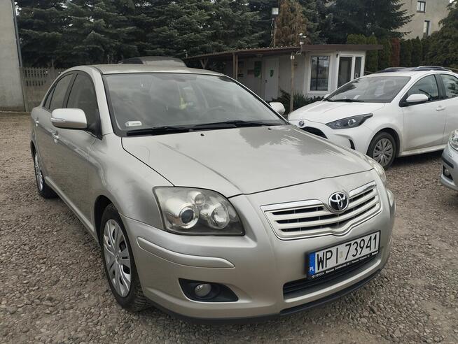 Toyota Avensis 2.0d4d 126kM Navi Hak Długie Opłaty
