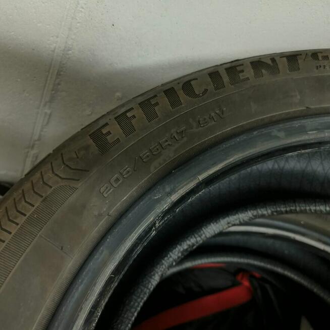 Sprzedam opony Goodyear Efficientgrip Performance 205/55 R17