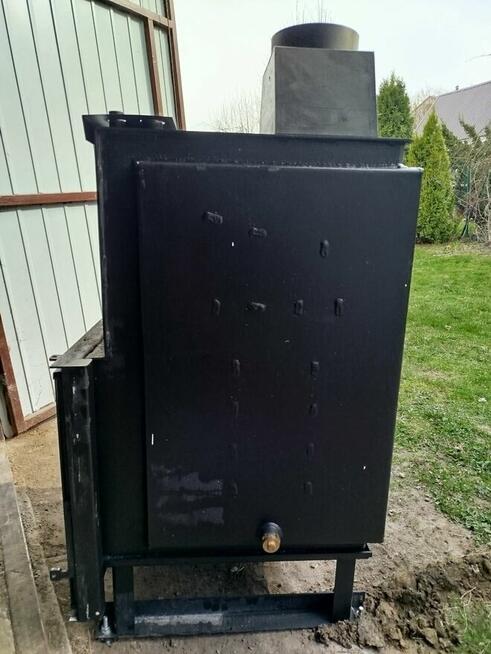 używany kominek z płaszczem wodnym Lava Base PL 17 kW