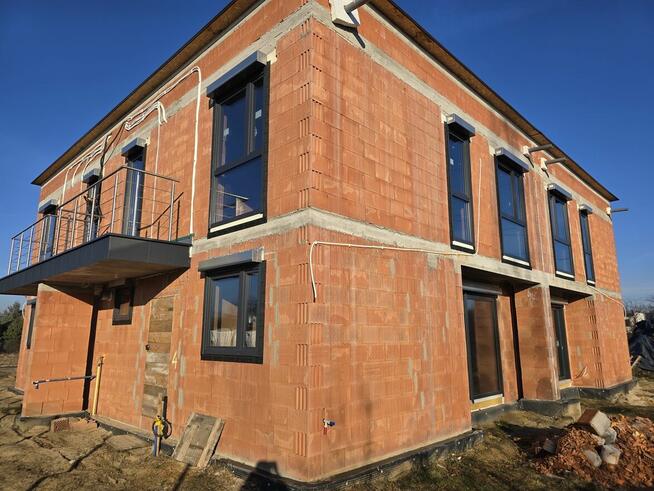 Bliźniak 2-lokalowy w stanie do wykończenia