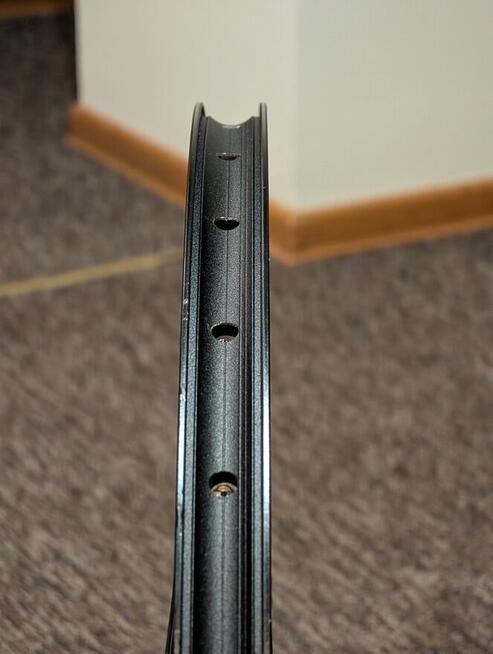 Koło rowerowe 28 32H - CenterLock ( MTB/CROSS/TREK )