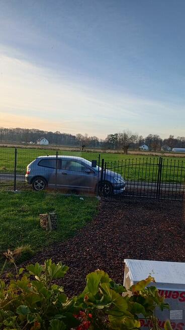 Sprzedam działkę widokową z domkiem całorocznym .