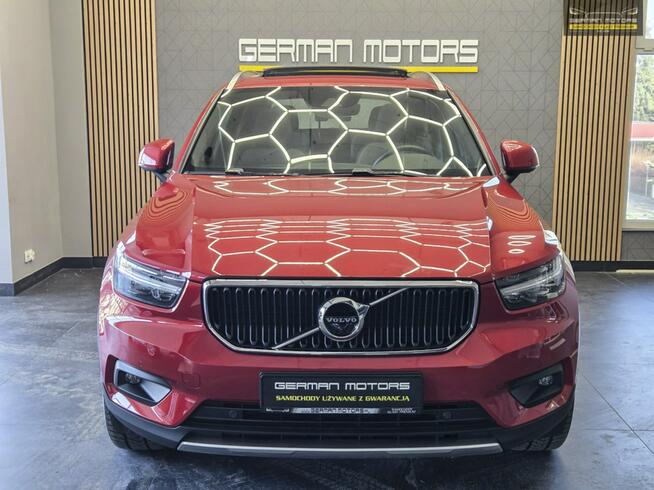 Volvo XC 40 AWD / Ledy / Panorama / Kamera 360 / Harman / Blisy / FV 23%