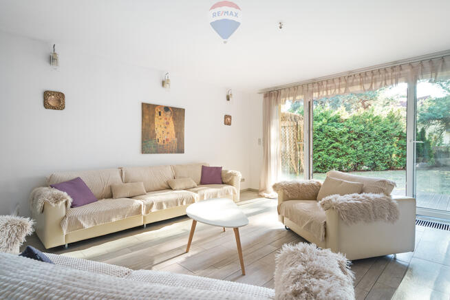 Pół bliżniaka na zamkniętym mini osiedlu