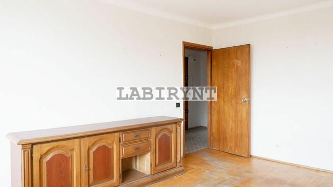 M-4, oddzielna kuchnia, 2.piętro, loggia, od ręki