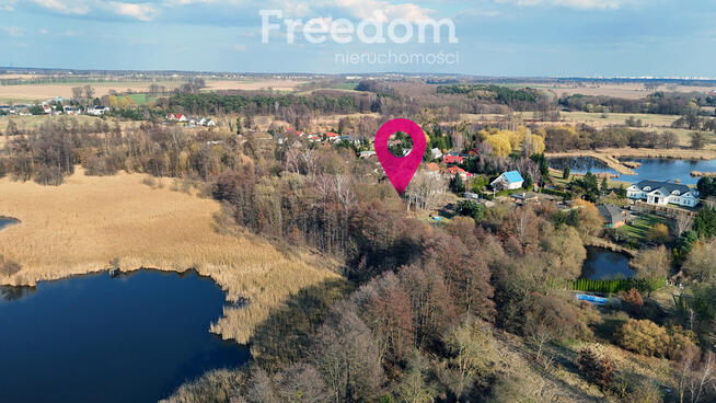 Działka pod zabudowę jednorodzinną nad jeziorem