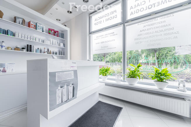 gabinet beauty do wynajęcia, widoczna lokalizacja