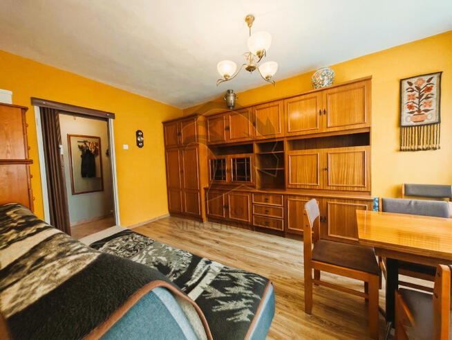 Bałucka Enklawa: Twój Własny Hotel California