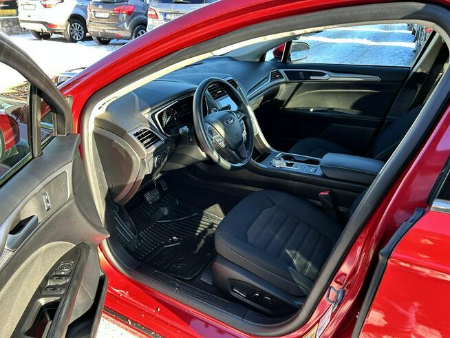 Ford Fusion SE, Adaptive LED, Asysten,CarPlay,Martwe Pole,Tempomat, Kamera Cofania