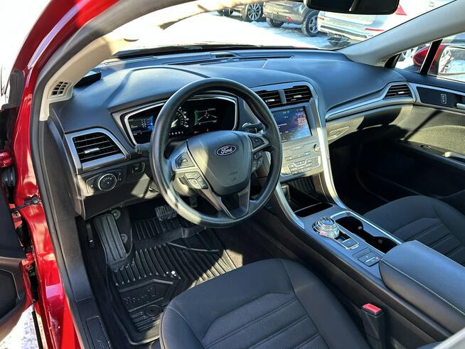 Ford Fusion SE, Adaptive LED, Asysten,CarPlay,Martwe Pole,Tempomat, Kamera Cofania