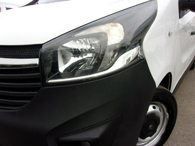 Opel Vivaro L2H1, Klimatyzacja, 9-osobowy, Tempomat, Nawigacja