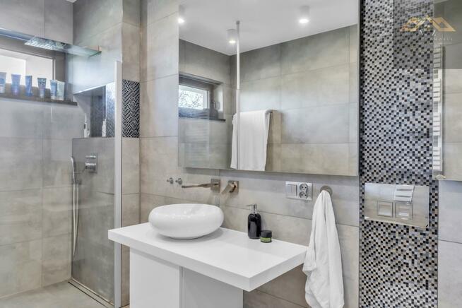 Dom Zaczarnie gm. Lisia Góra