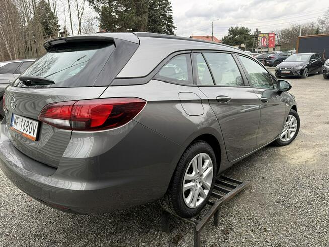 Opel Astra Salon Polska. Serwis ASO. Bezwypadkowy