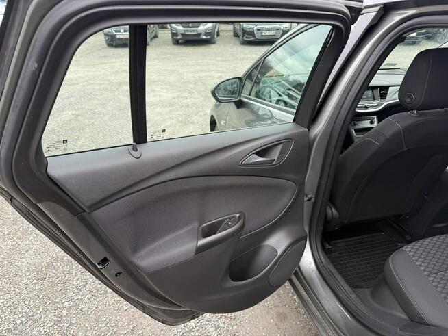 Opel Astra Salon Polska. Serwis ASO. Bezwypadkowy