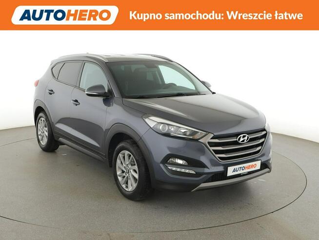 Hyundai Tucson navi klima auto grzane fotele i kierownica kamera i czujniki parkowani