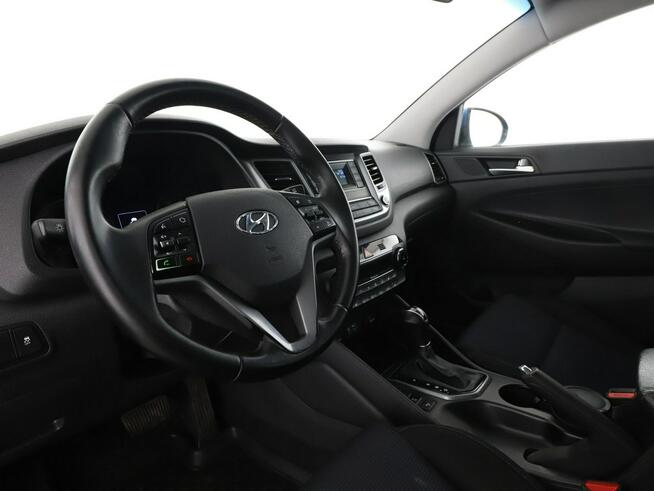 Hyundai Tucson 4x4 automat klima auto grzane fotele czijniki parkowania