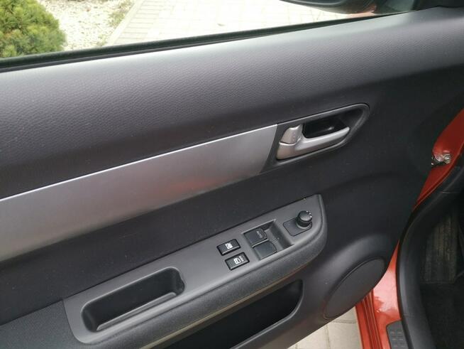 Suzuki Swift 1,328 16v 92KM Klimatyzacja Alu Felgi Isofix Gwarancja