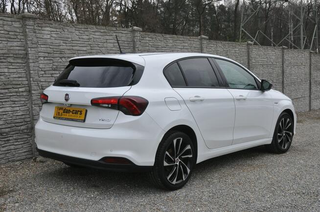 Fiat Tipo 1.4 95KM hatchback Black Edition LED Czarna podsufitka Navi Kamera