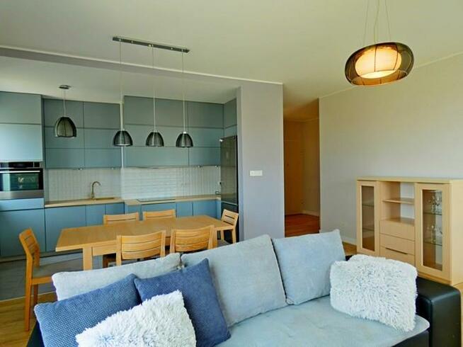 3 pokoje z garażem (mp x 2)- Żeromskiego 1