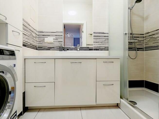 3 pokoje z garażem (mp x 2)- Żeromskiego 1