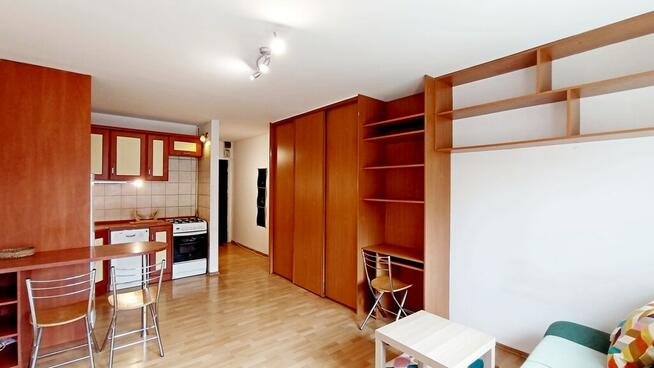 Kawalerka z balkonikiem – ul. Baleya 12 (Ochota)