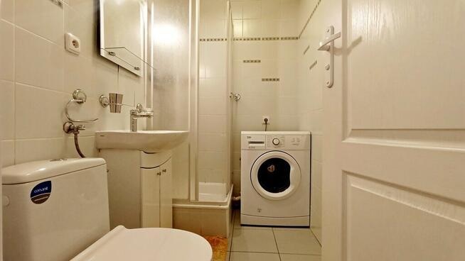 Kawalerka z balkonikiem – ul. Baleya 12 (Ochota)