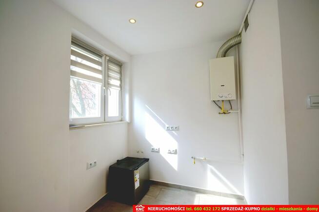 Kawalerka w centrum z bardzo niskim czynszem.