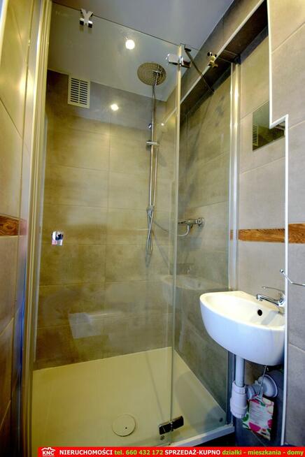 Kawalerka w centrum z bardzo niskim czynszem.