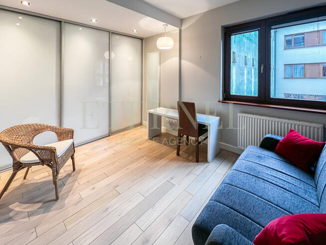 3pokojowe w centrum - parking w cenie + garaż