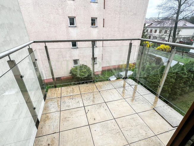 3pokojowe w centrum - parking w cenie + garaż