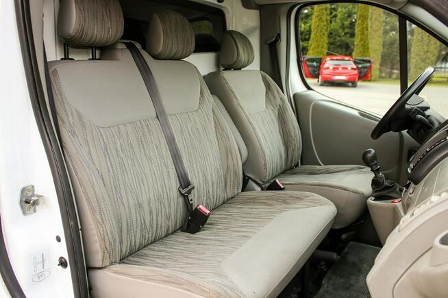 Nissan Primastar 3 osobowy Klimatyzcja Tempomat Webasto Aux Komputer