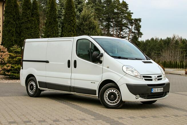 Nissan Primastar 3 osobowy Klimatyzcja Tempomat Webasto Aux Komputer