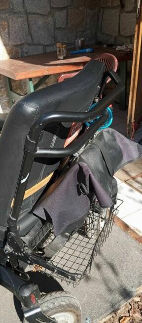 Wózek inwalidzki elektryczny - komfortowy i niezawodny