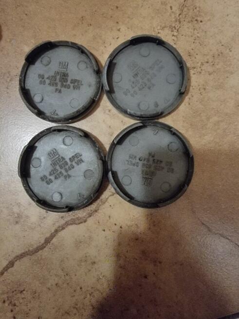 4 x Oryginał GM 58 mm Dekle Zaślepki Felga Alufelaga OPEL