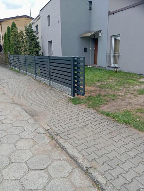 Balustrady, bramy, płoty kute, meble ogrodowe.
