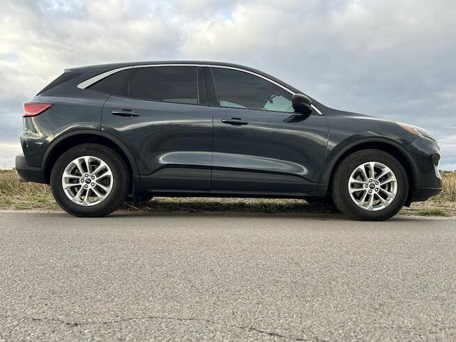 FORD ESCAPE SE 2022