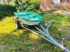 Łódka z przyczepą I silnikiem tohatsu 4 km