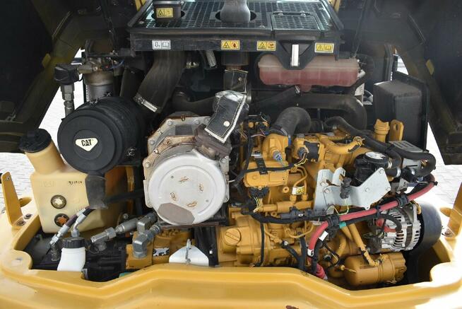 Ładowarka kołowa Caterpillar CAT 907M