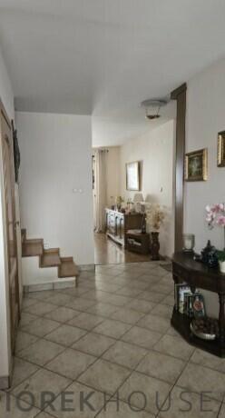 Dwupoziomowe mieszkanie na Bemowie