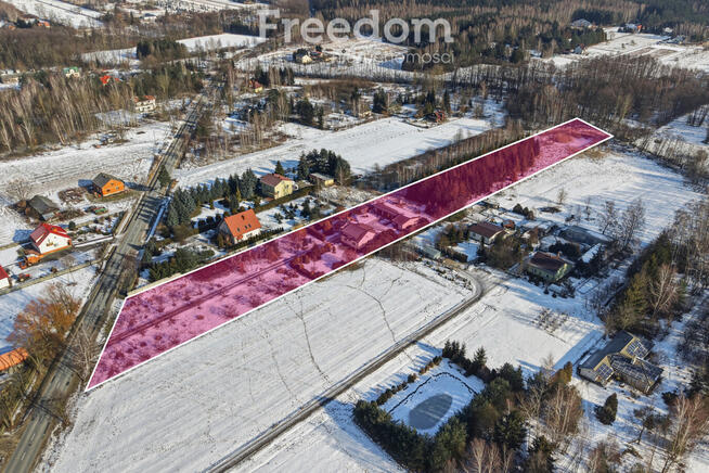 Dom na dużej hektarowej działce Skuły