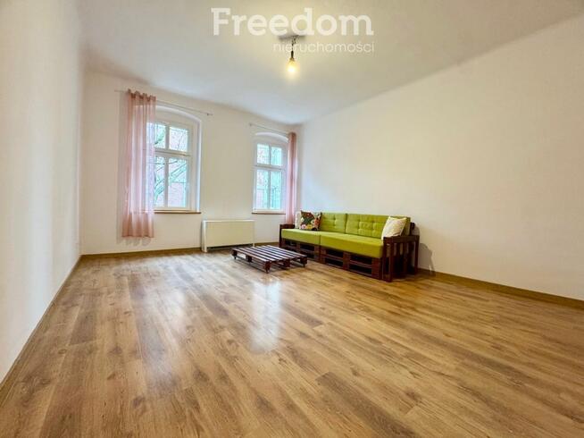 Przestronne 80 m² w kamienicy