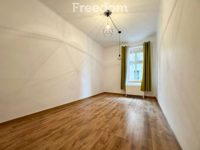 Przestronne 80 m² w kamienicy